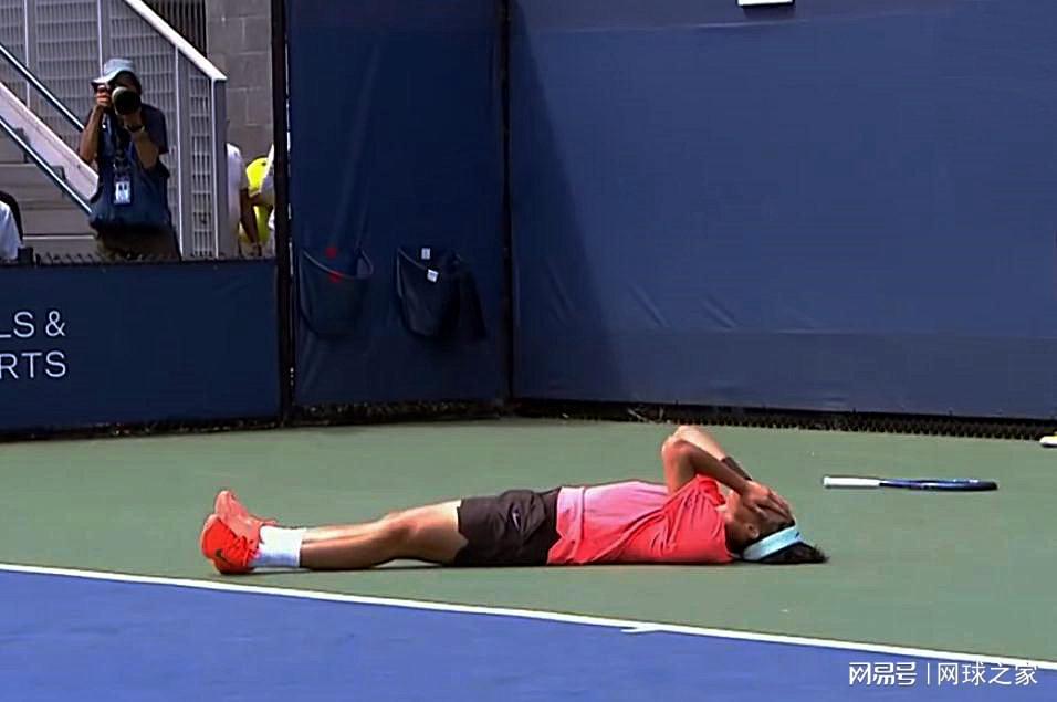 顺利晋级, 号种子斯瓦 顺利晋级, 号种子斯瓦