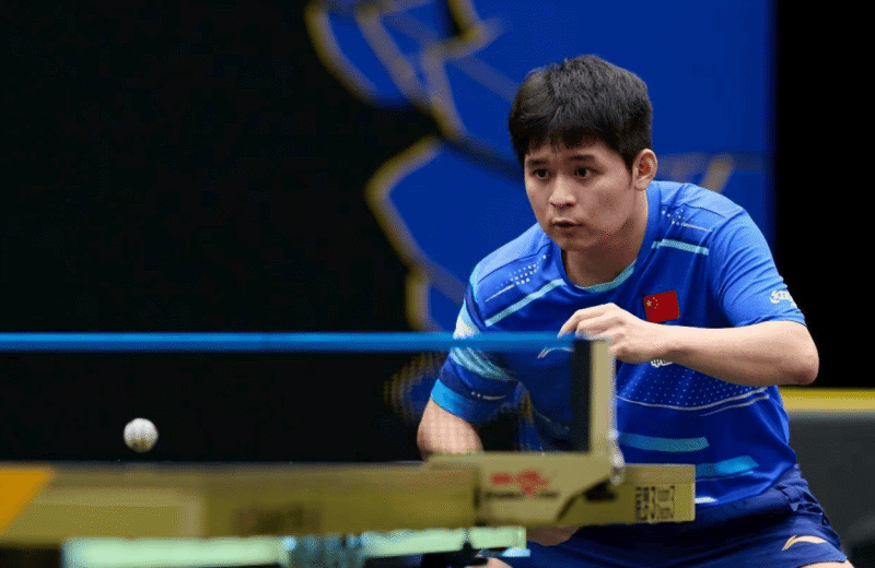 林诗栋顶住, 世界排名第, 尽管他化解