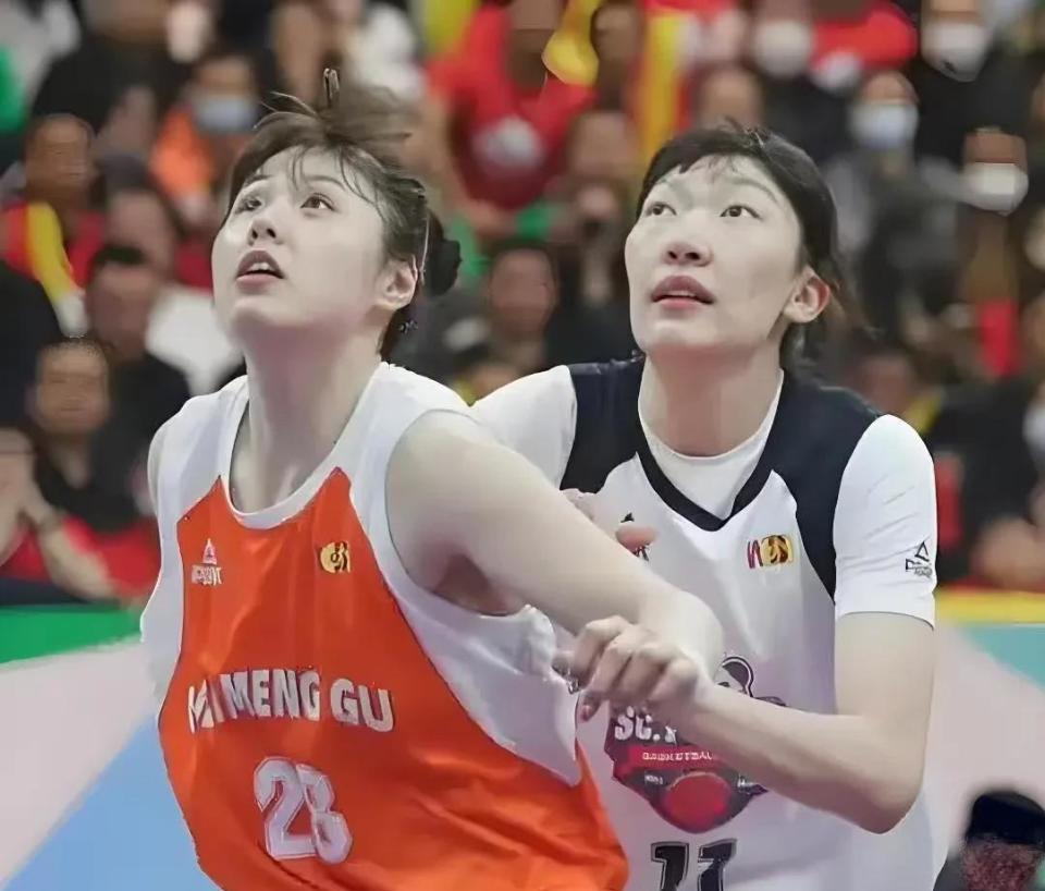 李梦, 杨舒予近几, jM